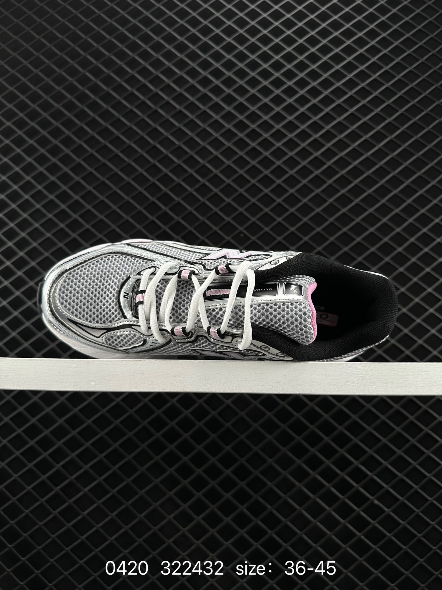 New Balance MR740 NB